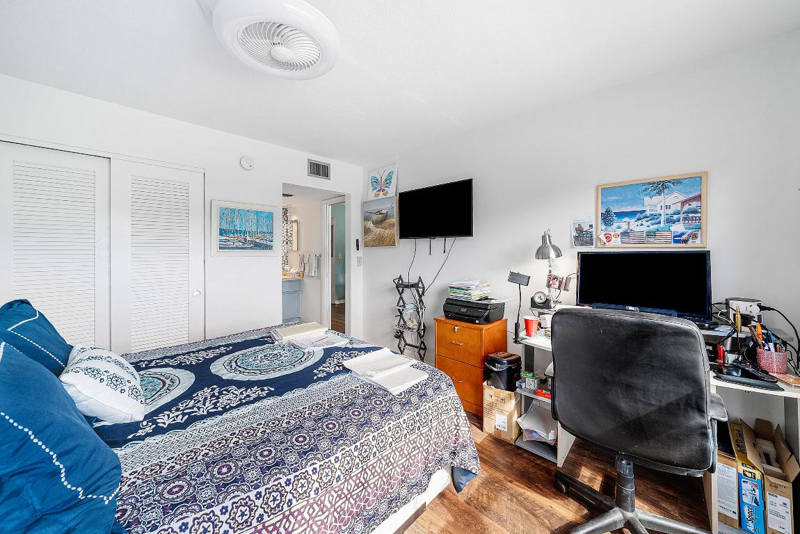 TAMBERLANE 6 CONDO - Residential