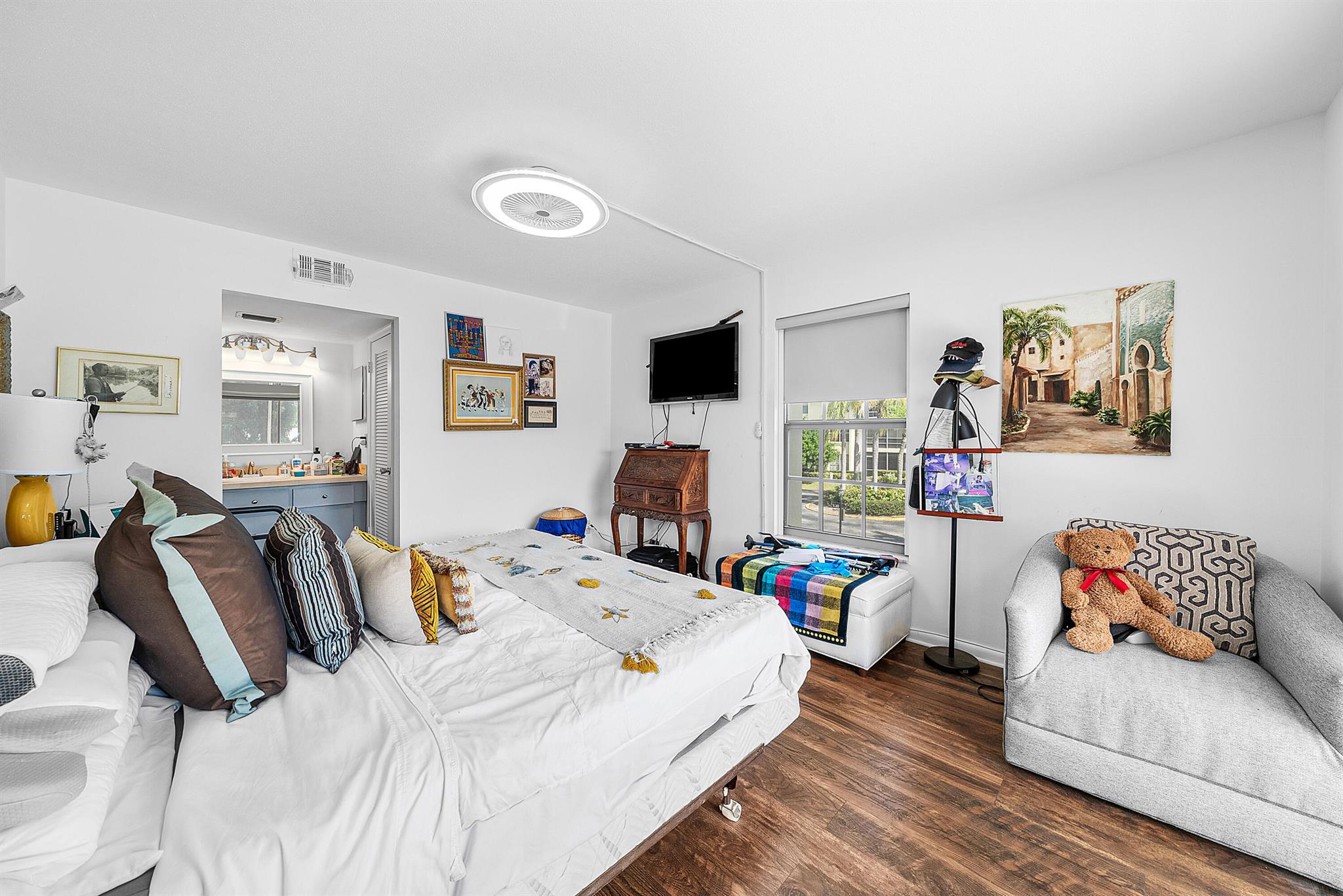 TAMBERLANE 6 CONDO - Residential