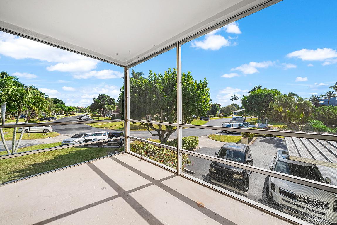 TAMBERLANE 6 CONDO - Residential