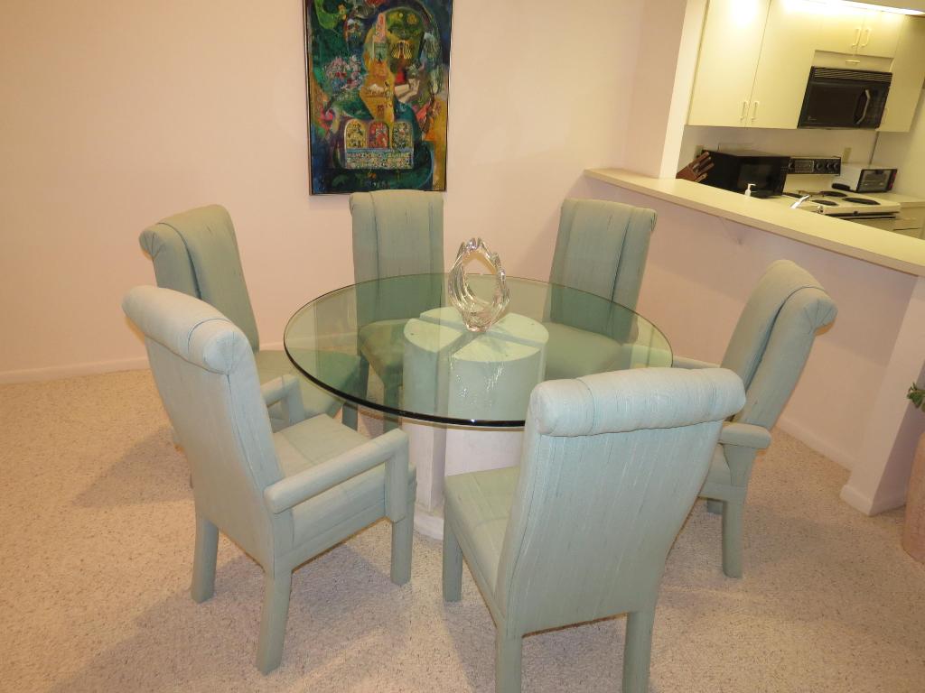 Palm Chase Lakes - Residential