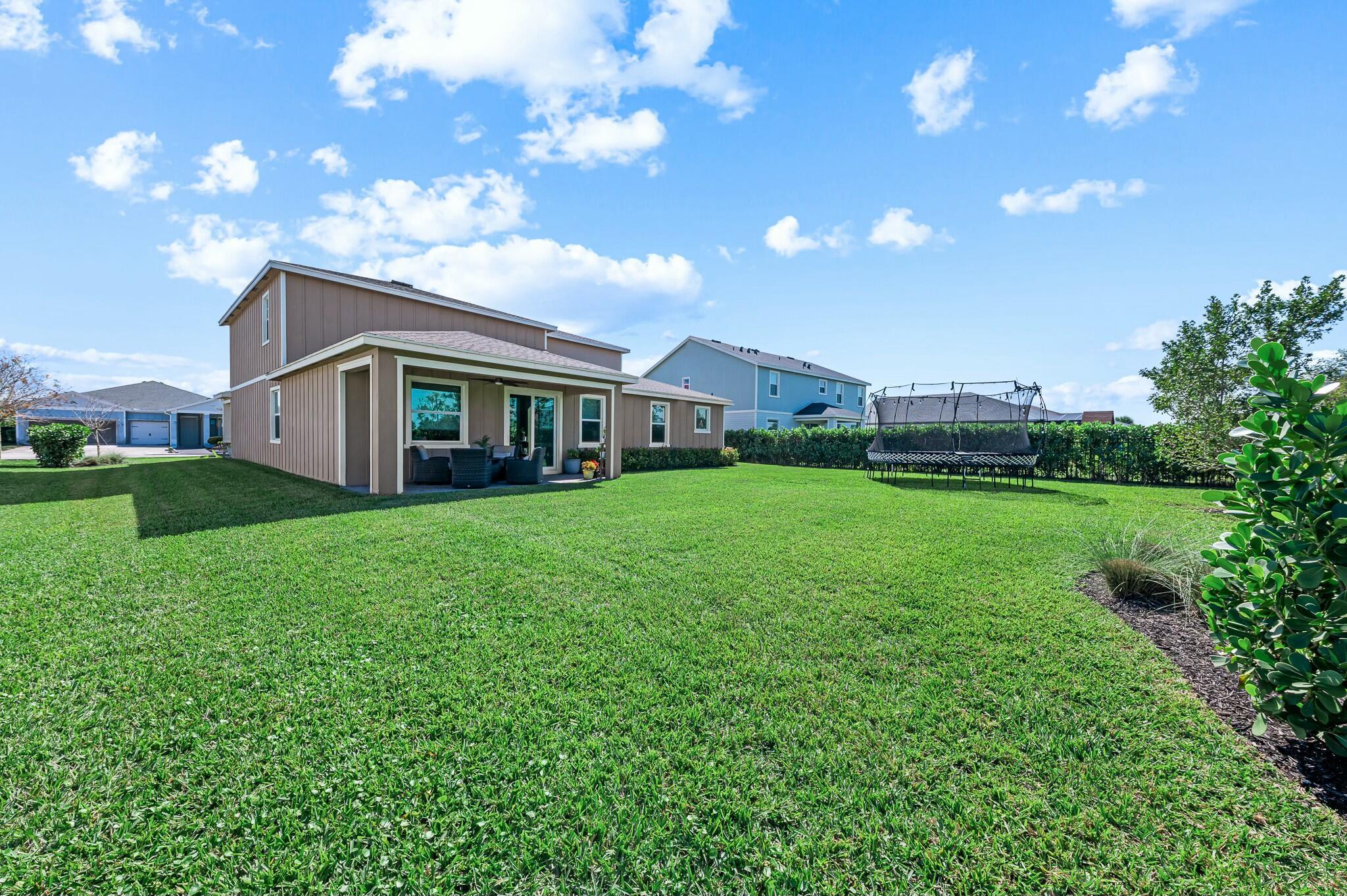 19420 Broad Shore Walk