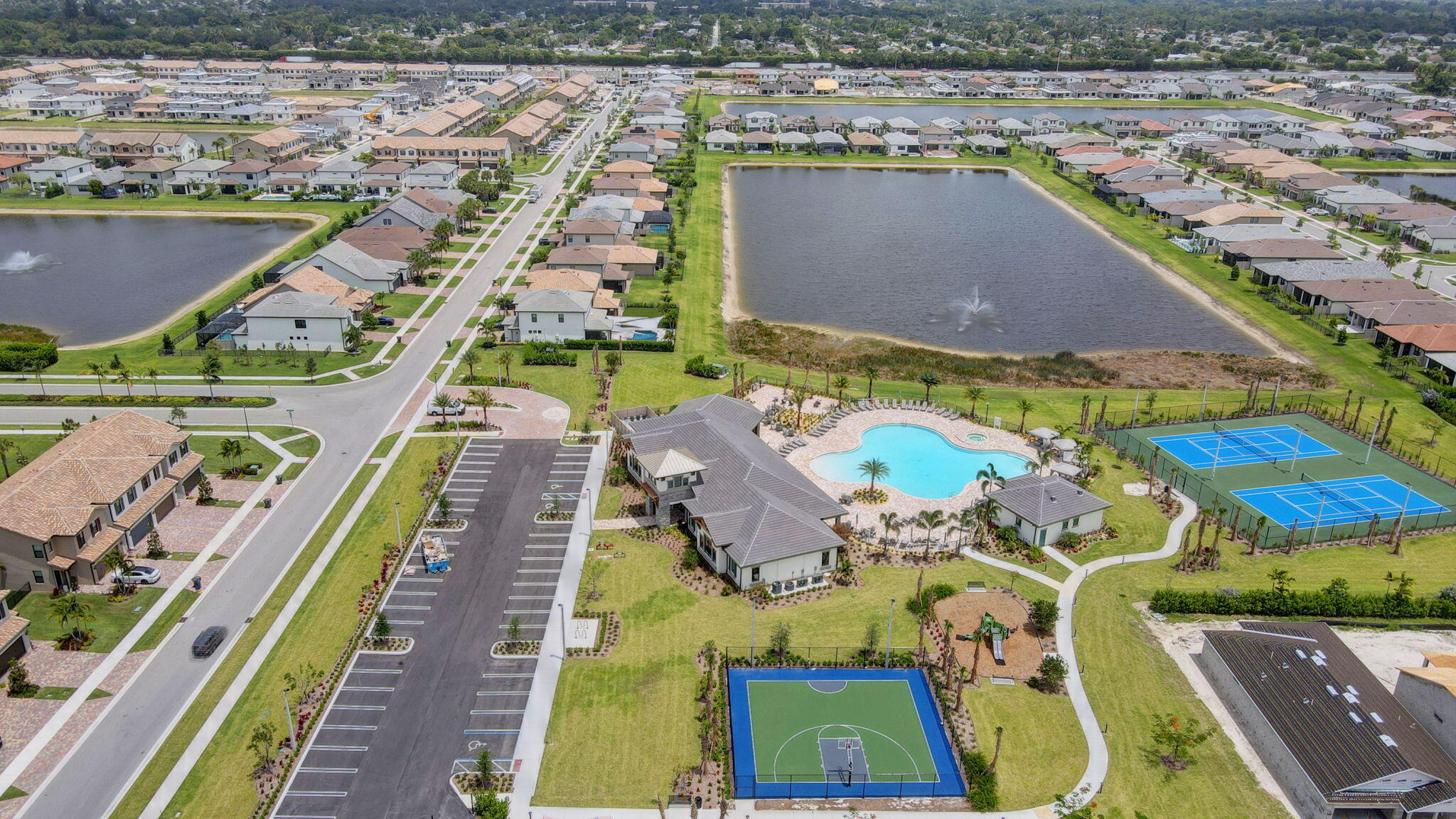 FIELDS AT GULFSTREAM POLO - Residential