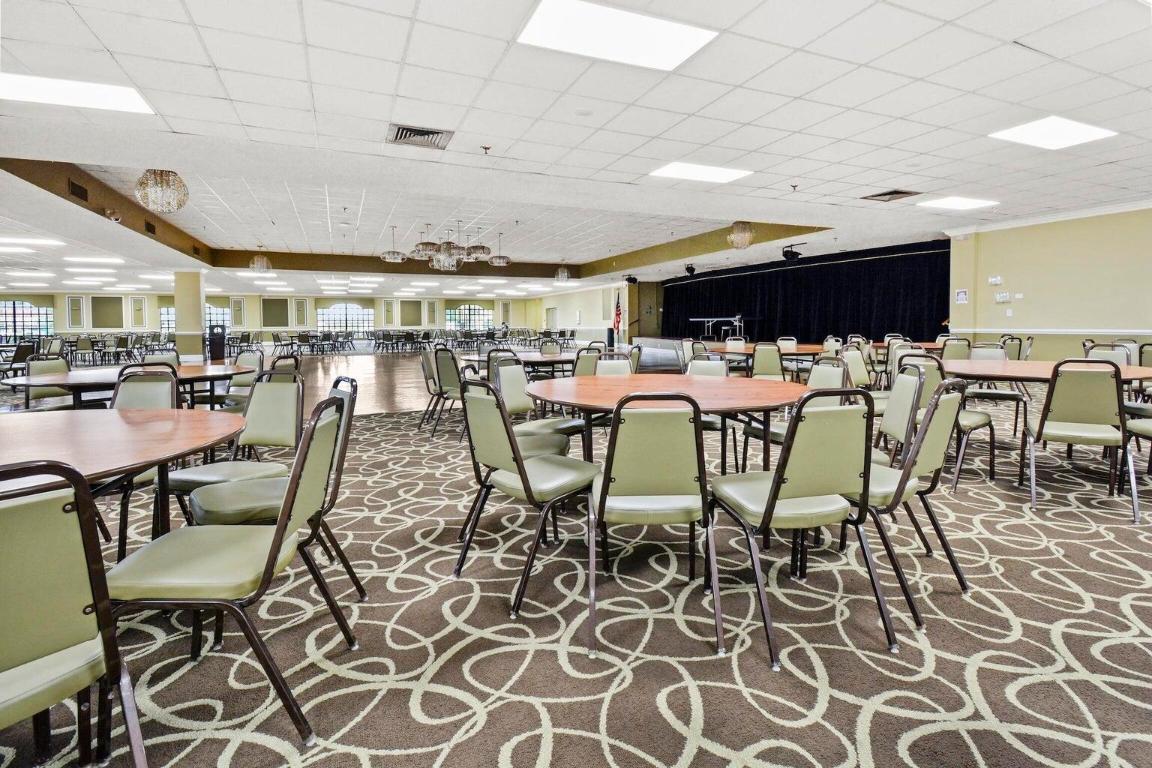 MANSFIELD AT CENTURY VILLAGE CONDO - Residential