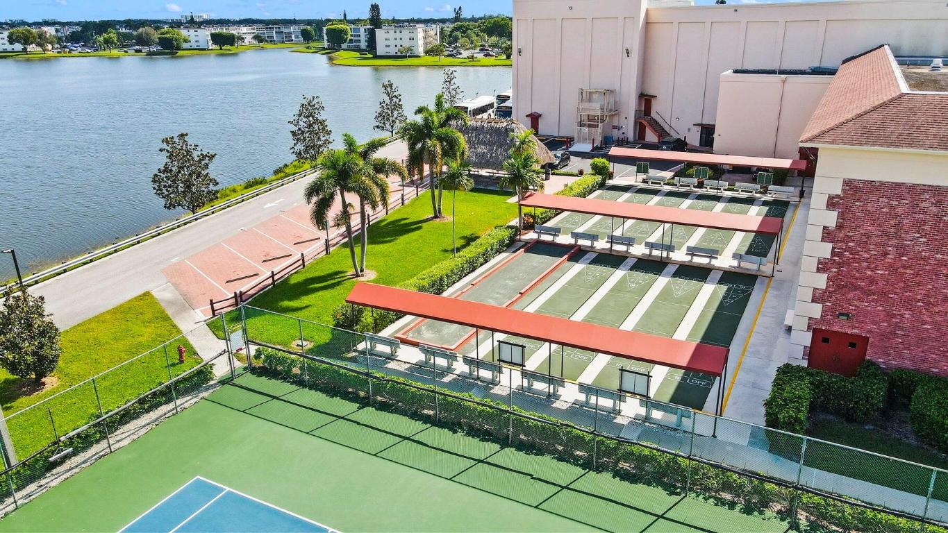 MANSFIELD AT CENTURY VILLAGE CONDO - Residential