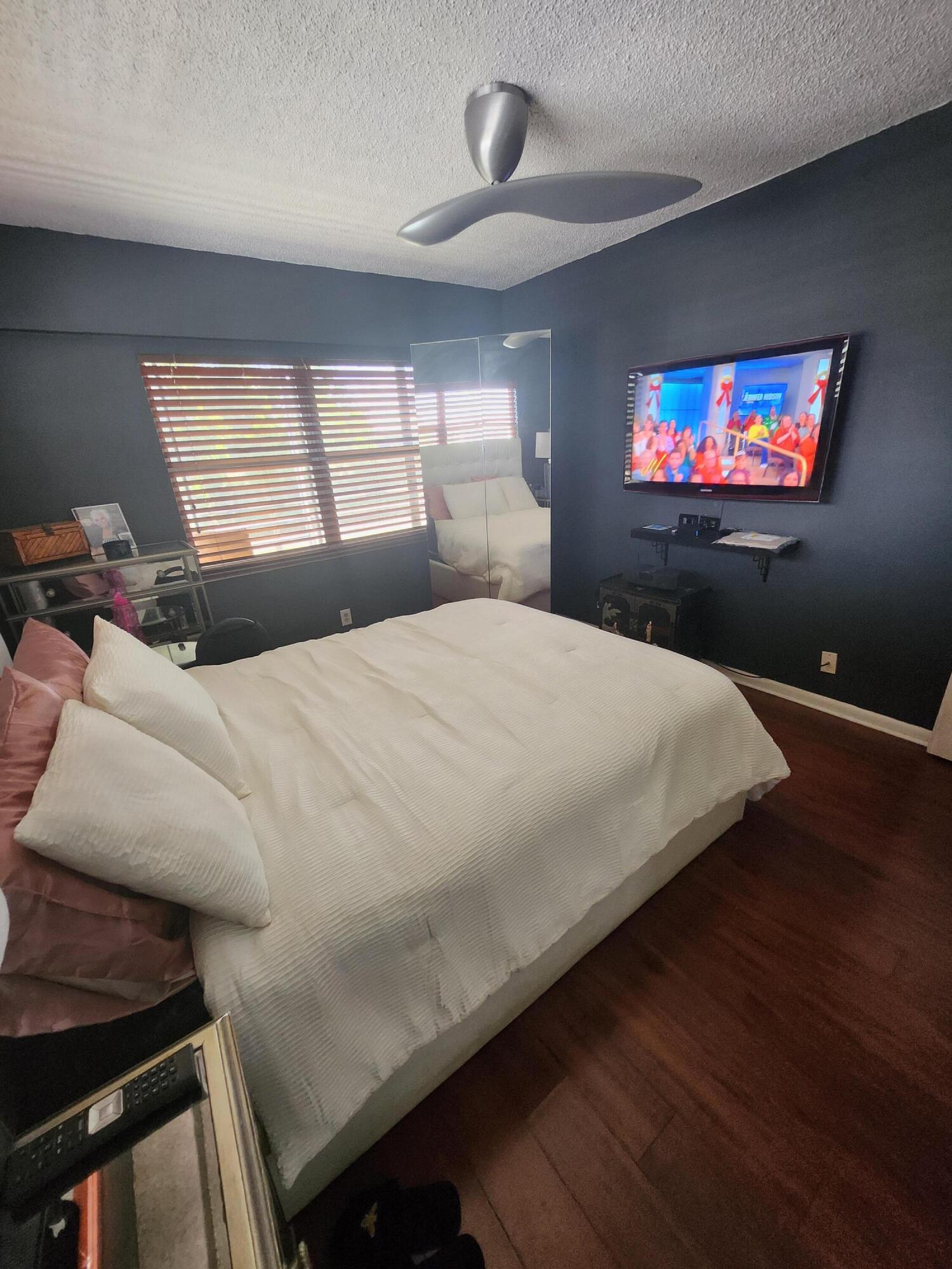 MANSFIELD AT CENTURY VILLAGE CONDO - Residential