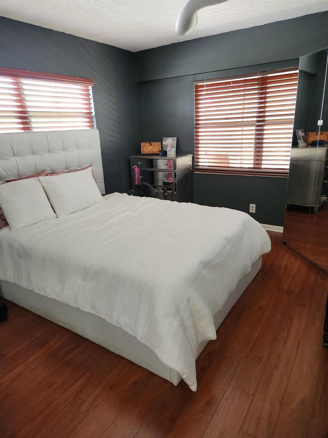 MANSFIELD AT CENTURY VILL - Residential