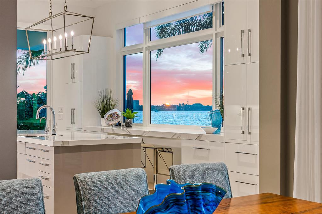 PINE POINT - Residential