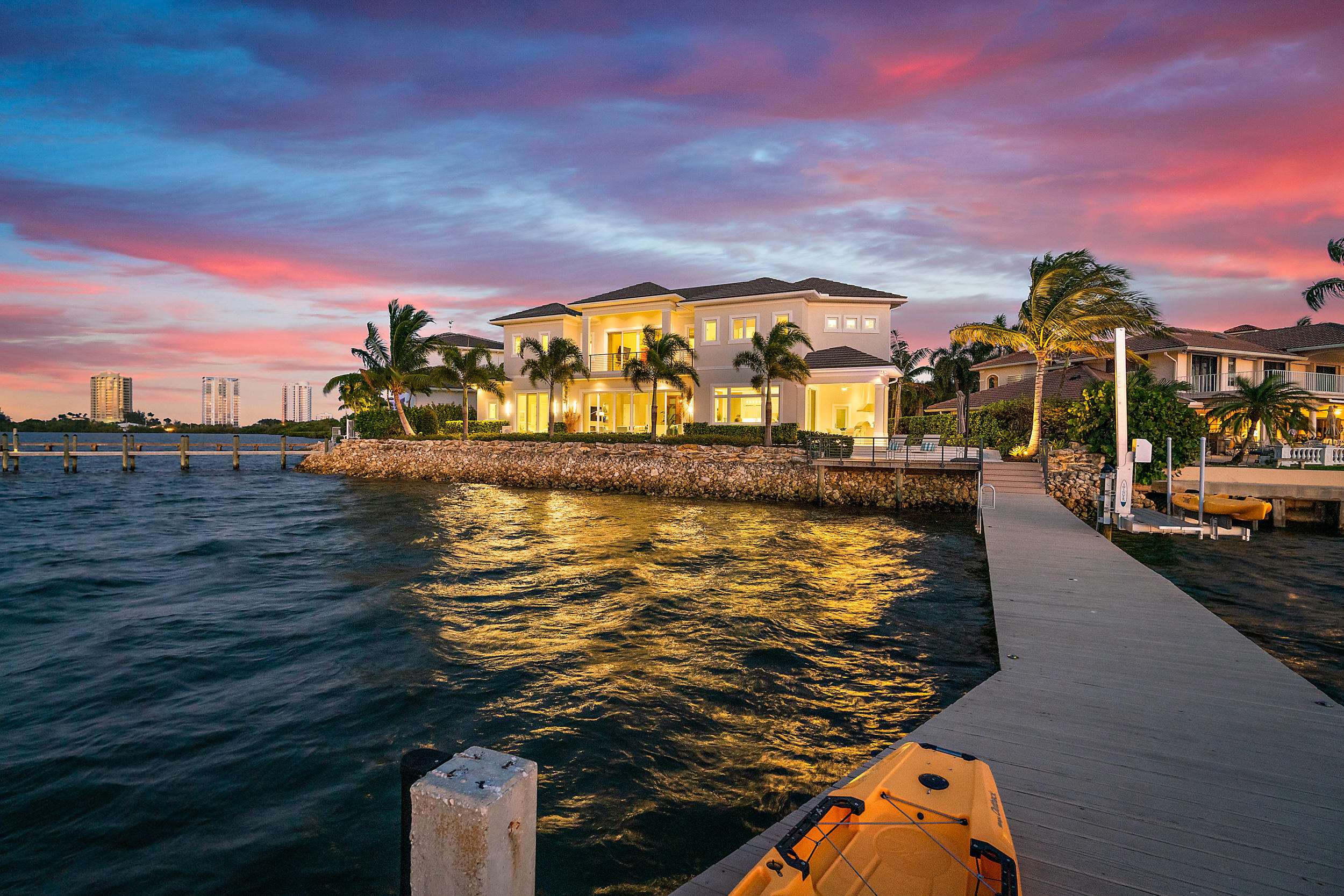 PINE POINT - Residential