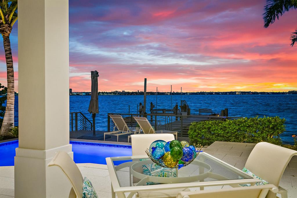 PINE POINT - Residential