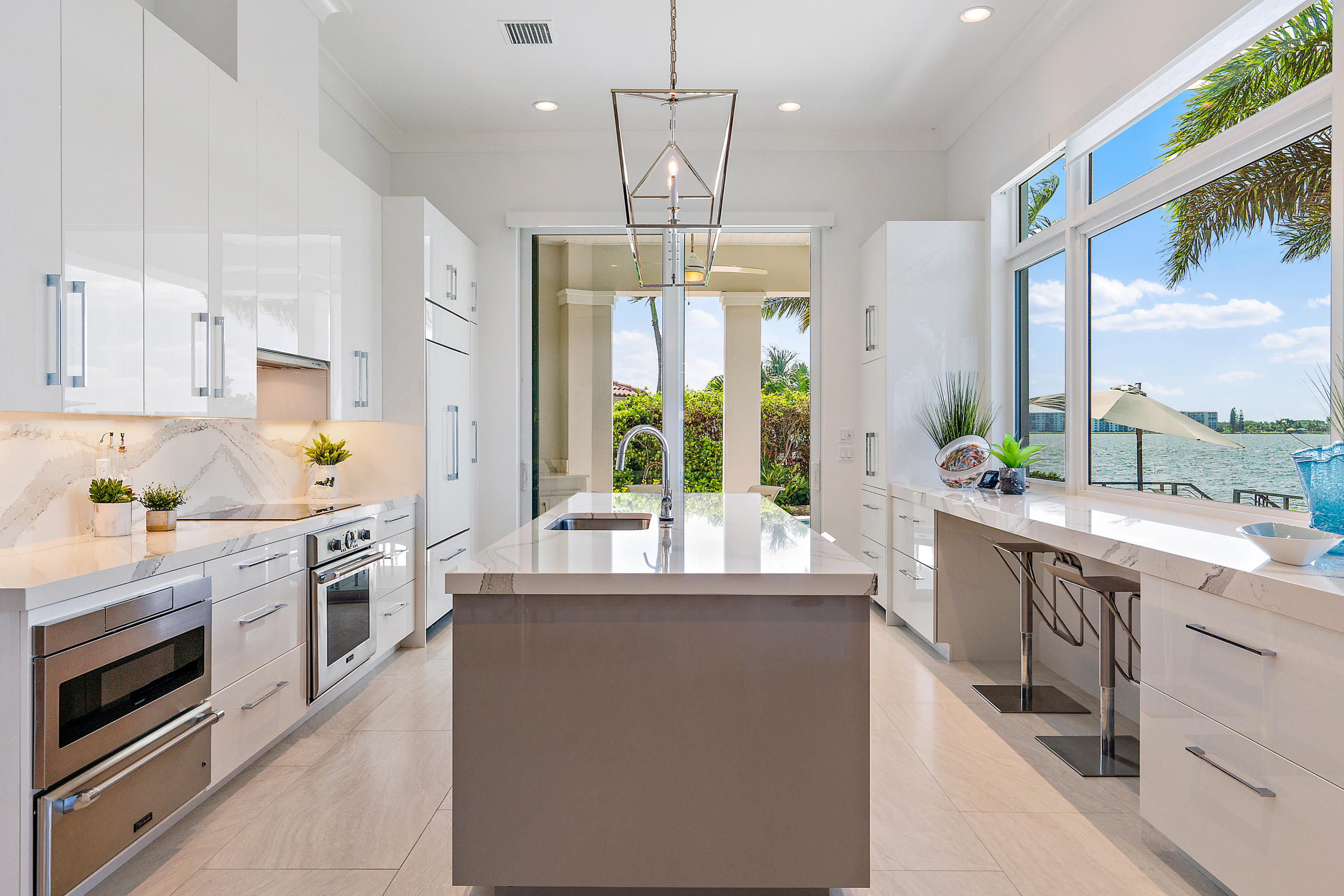 PINE POINT - Residential