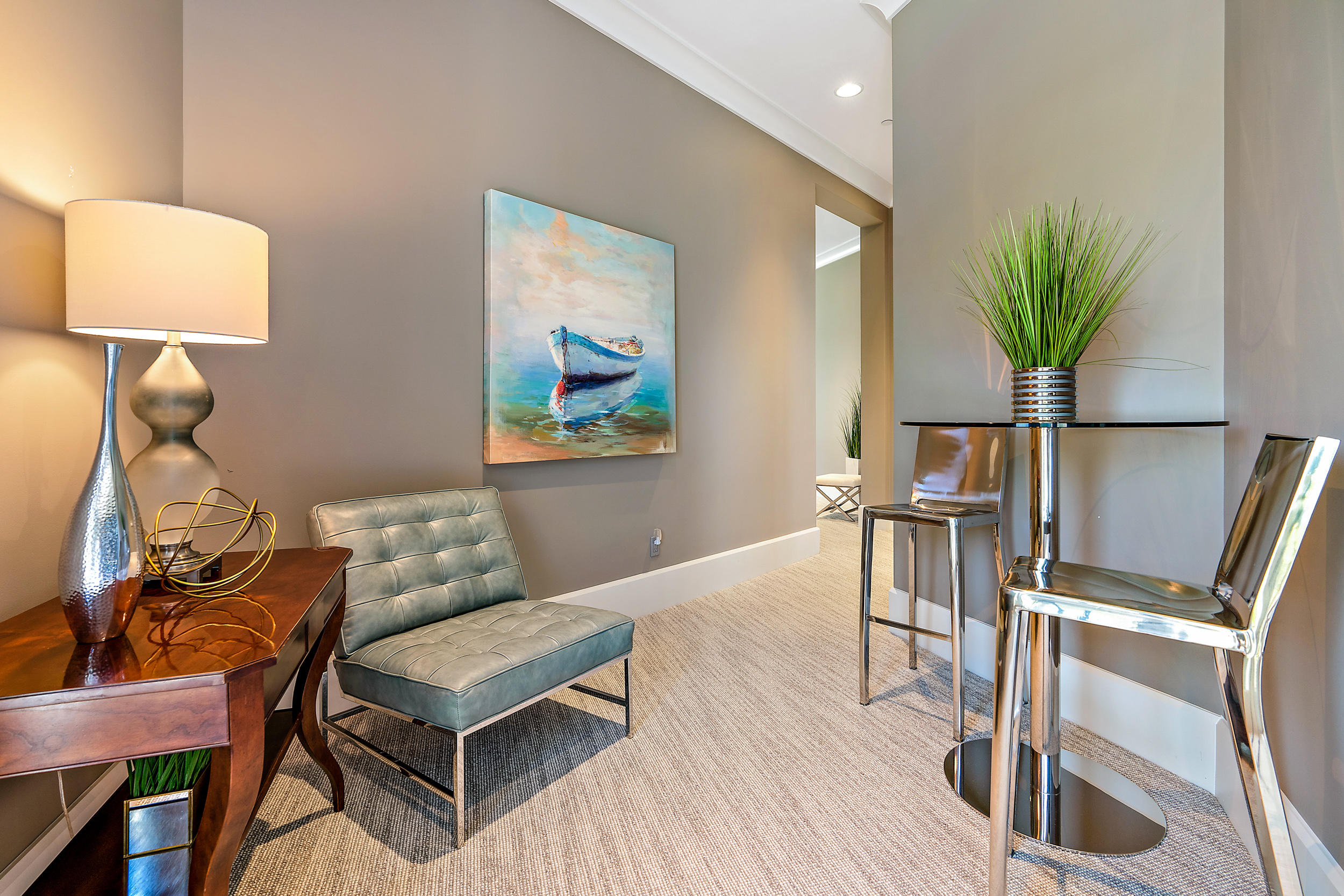 PINE POINT - Residential