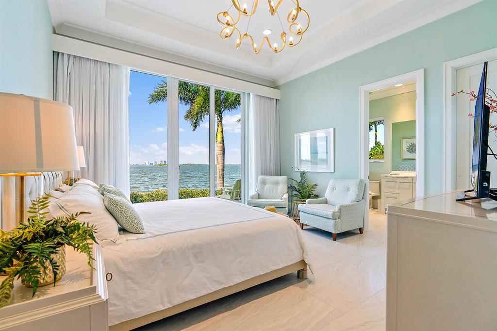 PINE POINT - Residential