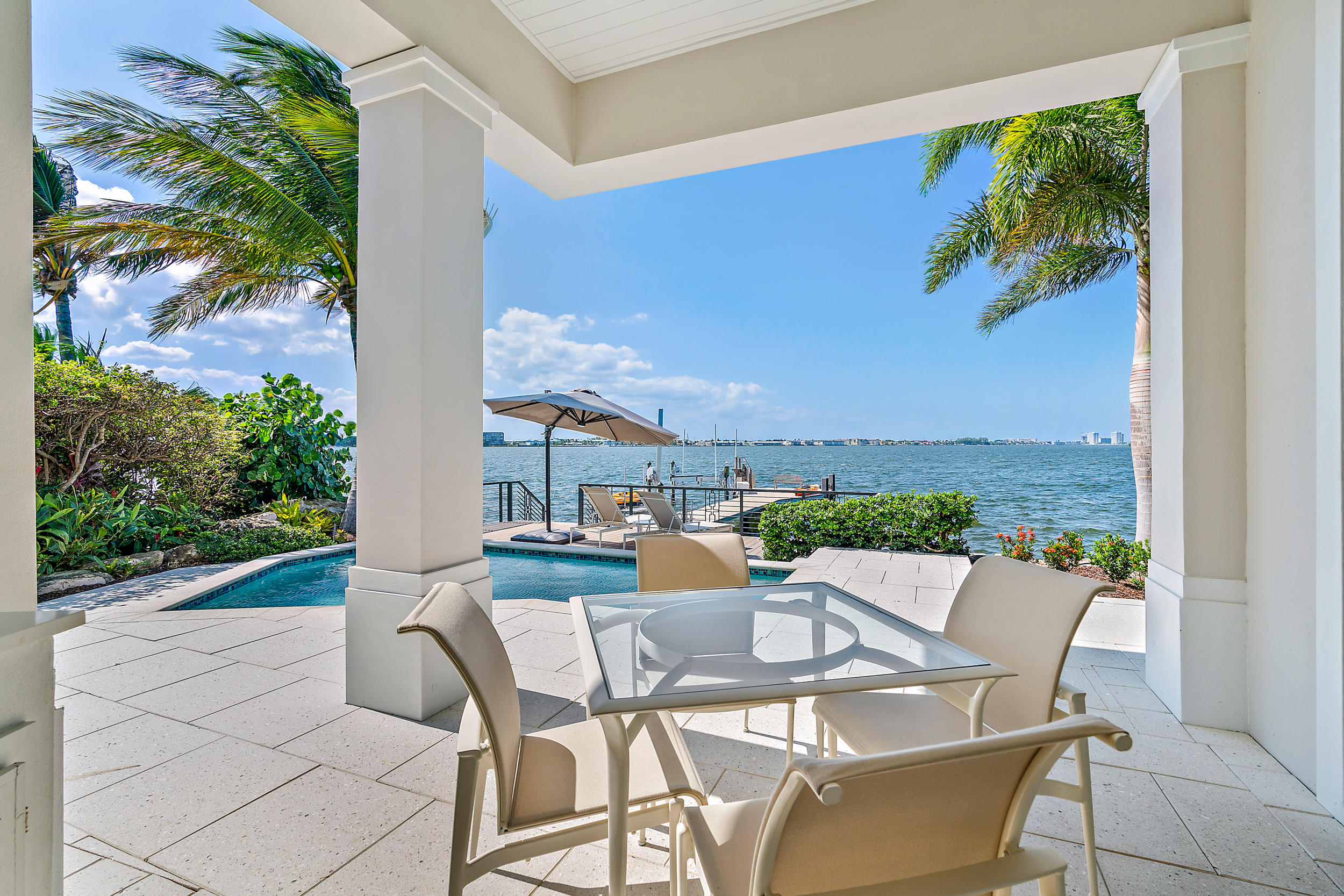 PINE POINT - Residential