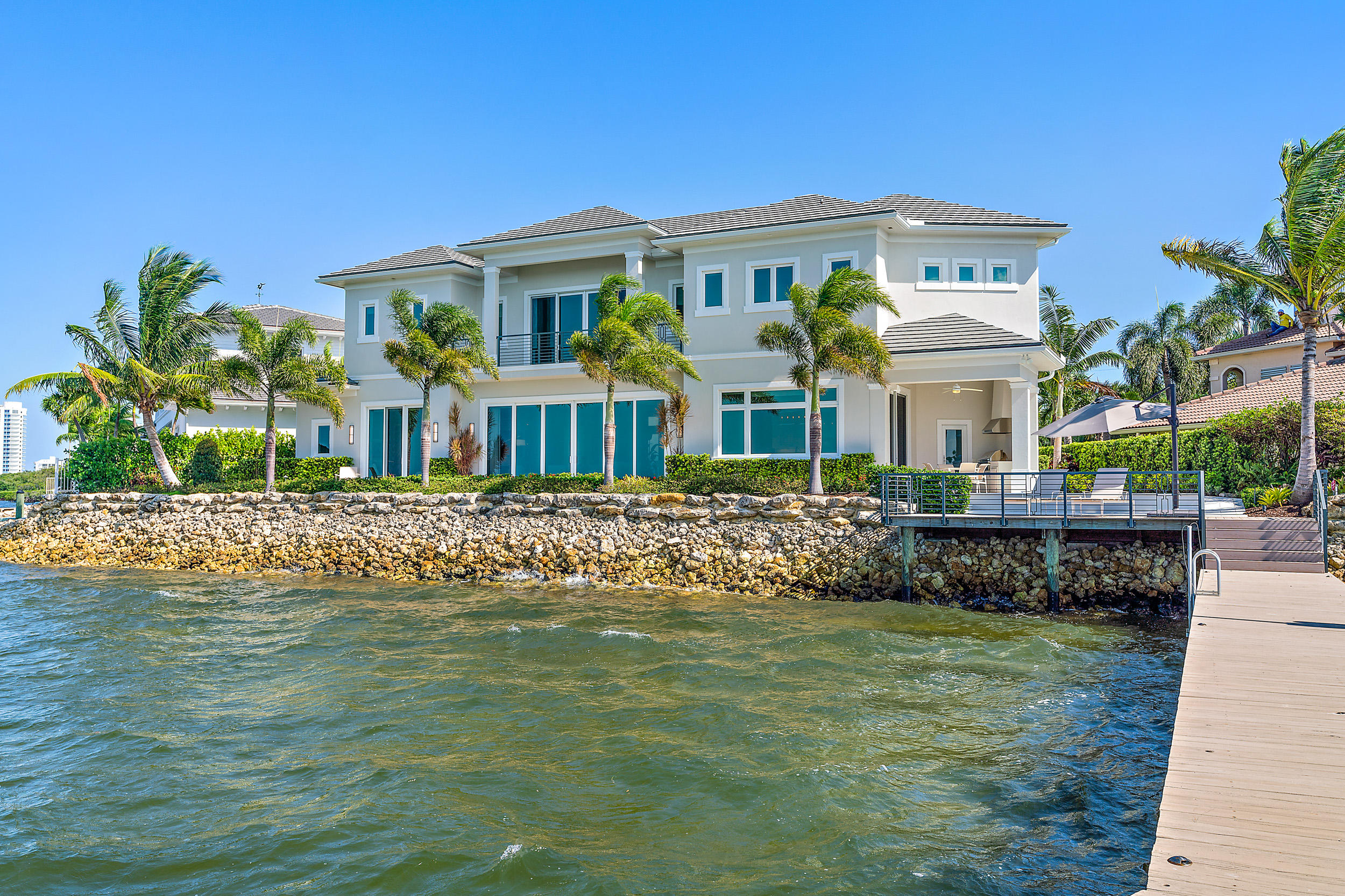 PINE POINT - Residential