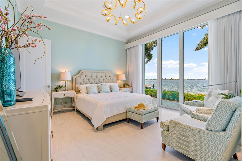 PINE POINT - Residential