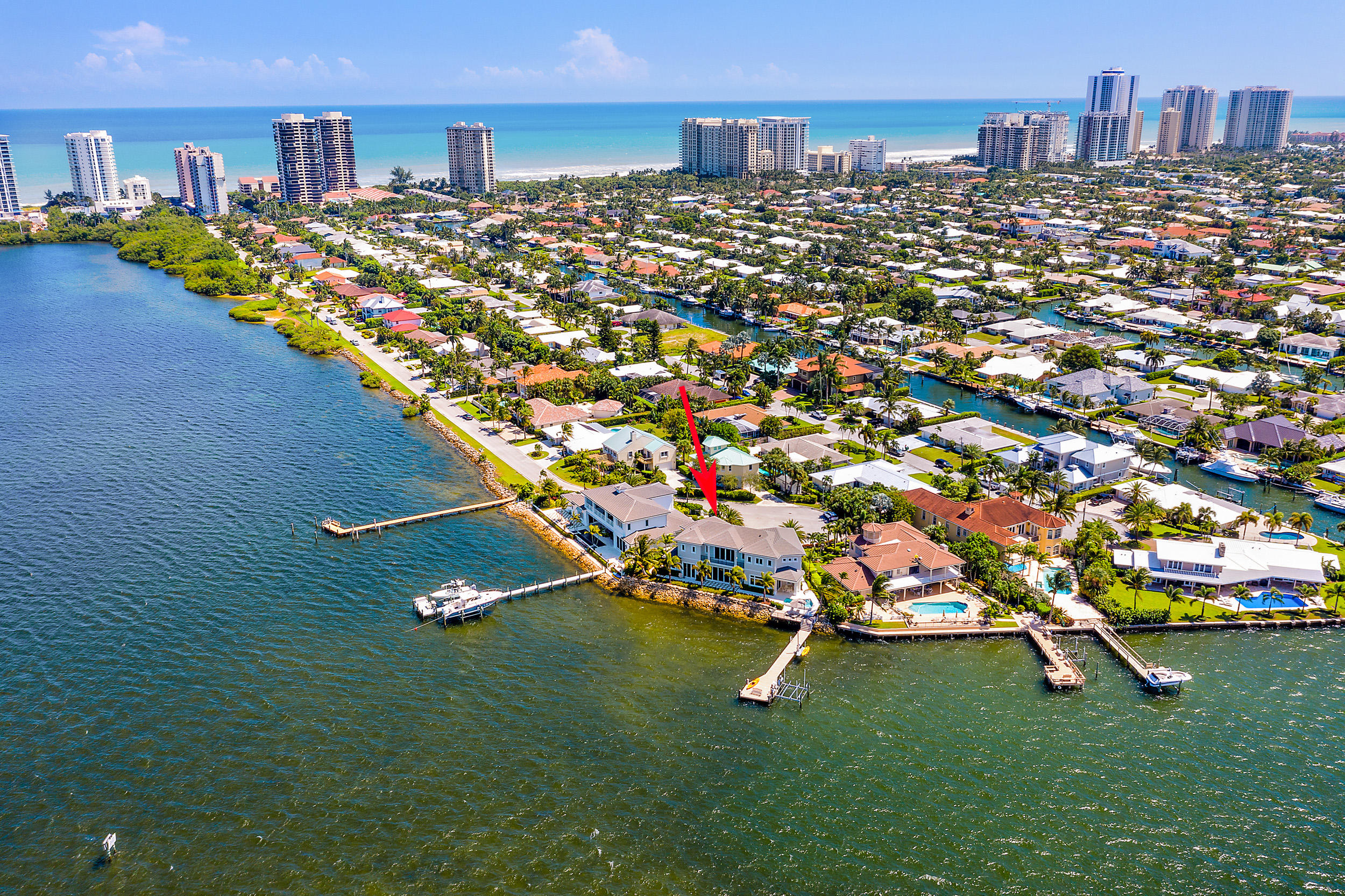 PINE POINT - Residential