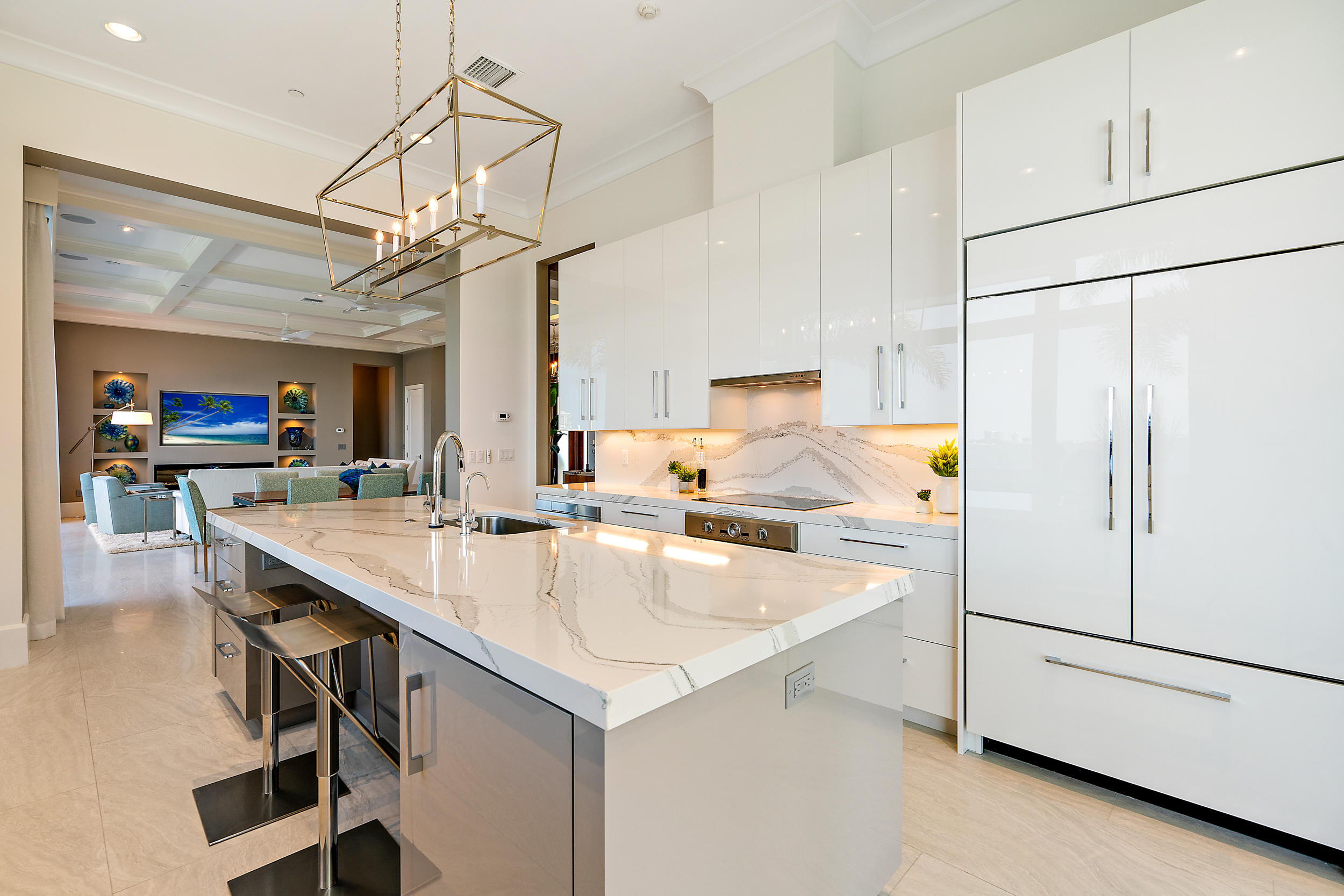 PINE POINT - Residential