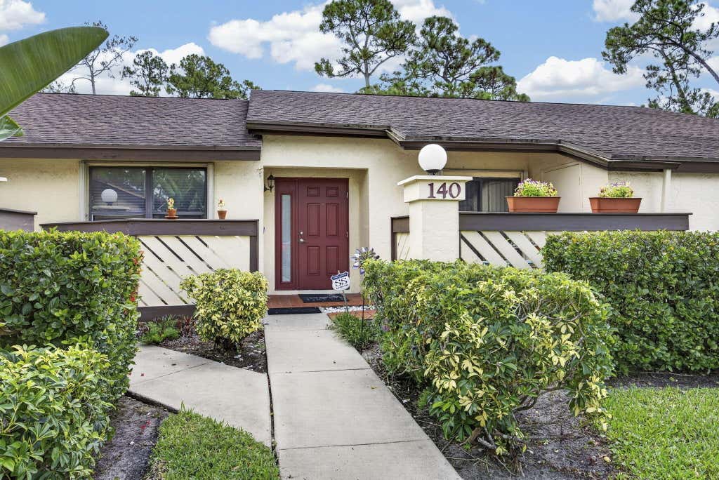 Photo of 140 KARANDA Court, Royal Palm Beach, FL 33411 (MLS # B26064337)