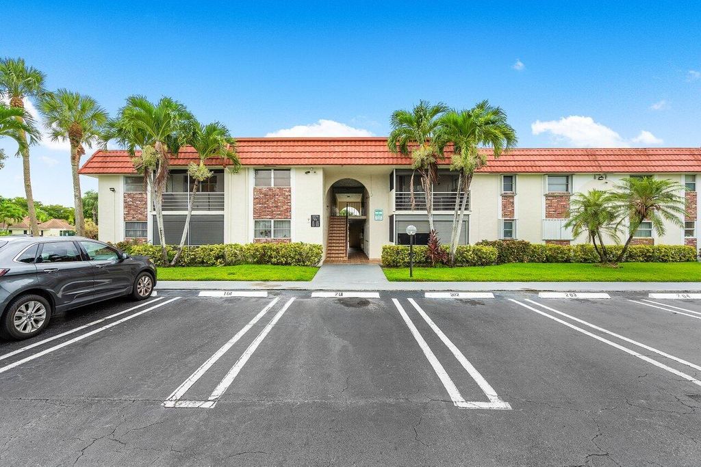 Photo of 22725 SW 66th Avenue #204, Boca Raton, FL 33428 (MLS # R11034081)