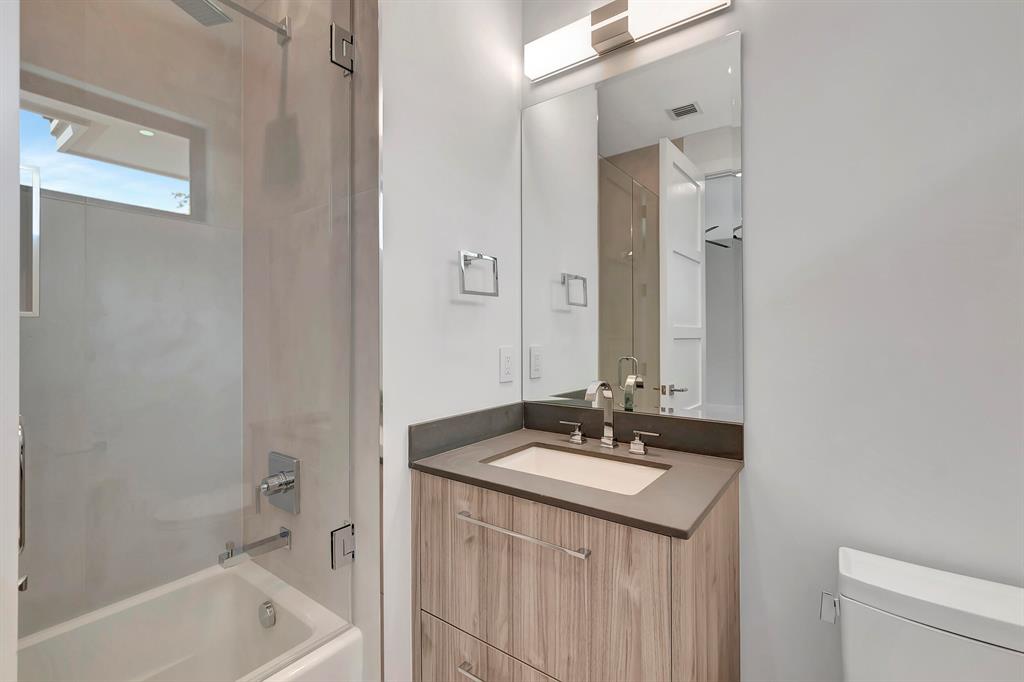 Hamptons - Residential