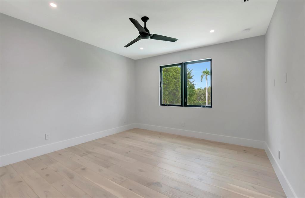 Hamptons - Residential