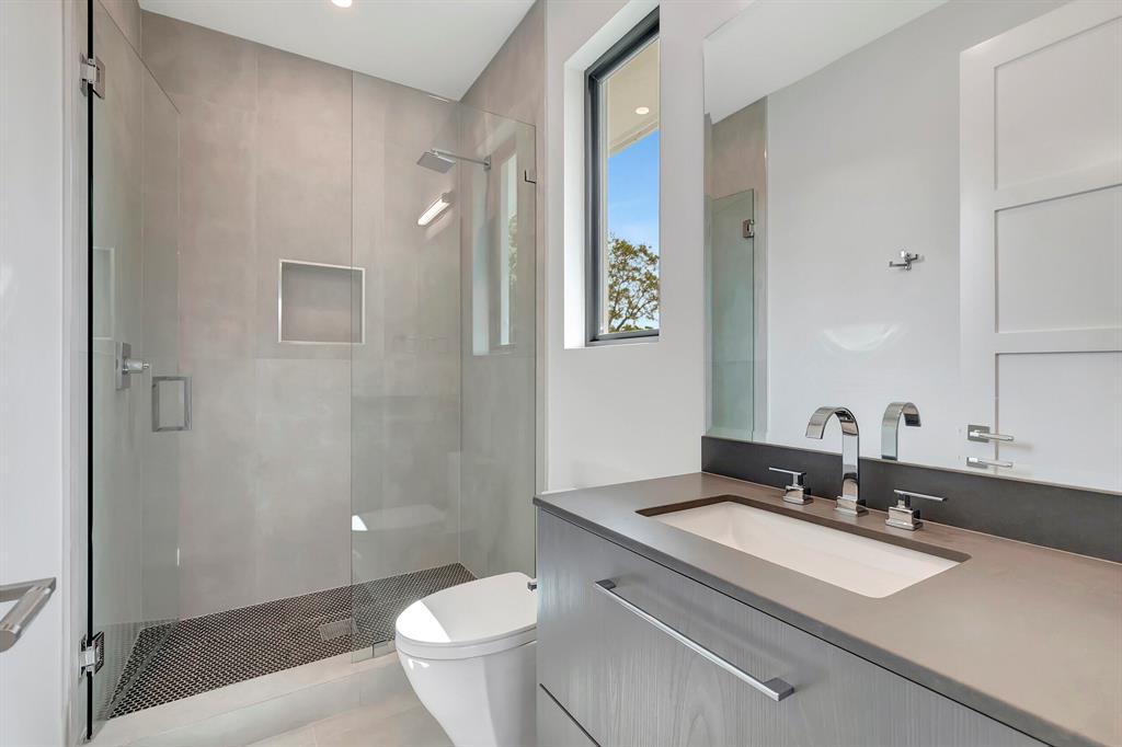 Hamptons - Residential