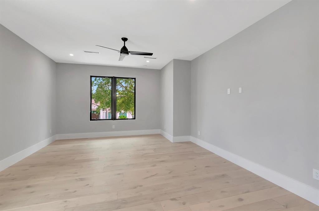 Hamptons - Residential