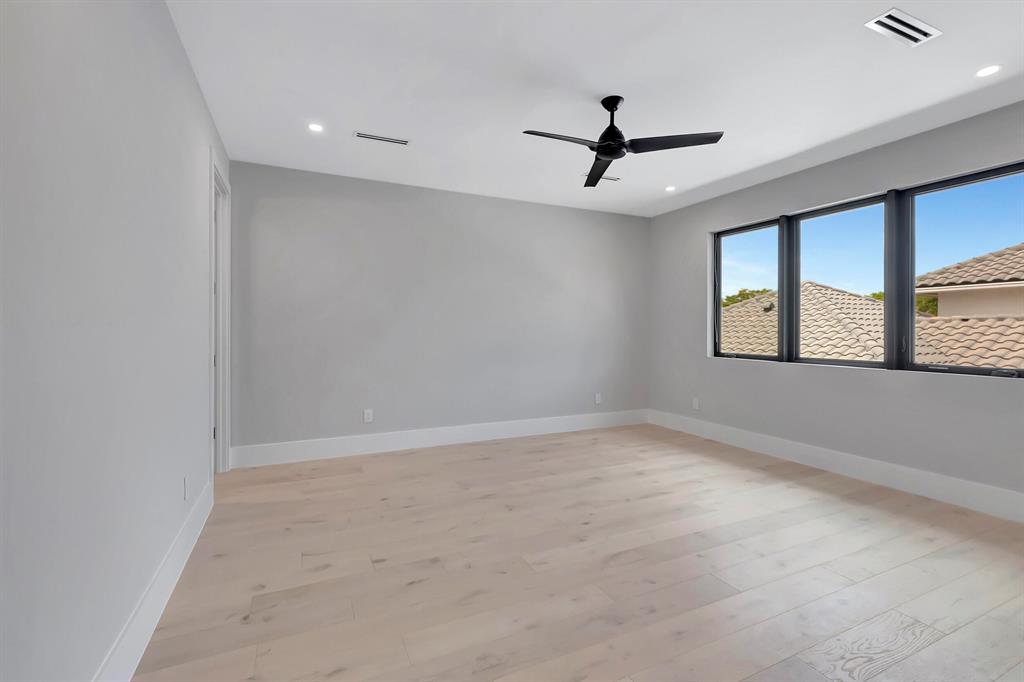 Hamptons - Residential