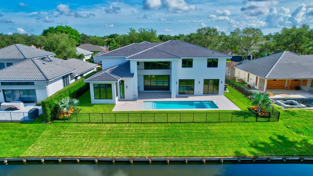 Hamptons - Residential