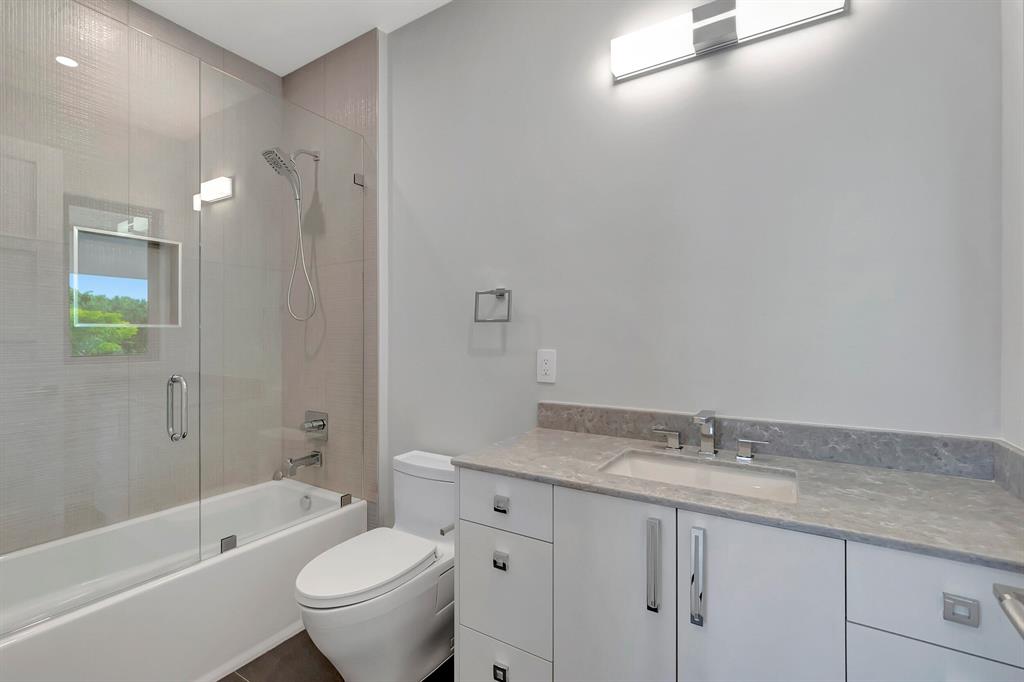 Hamptons - Residential