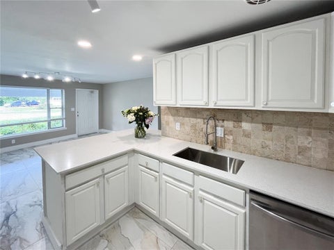 Tiny photo for 1010 NE 24TH Street, Pompano Beach, FL 33064 (MLS # B26085377)