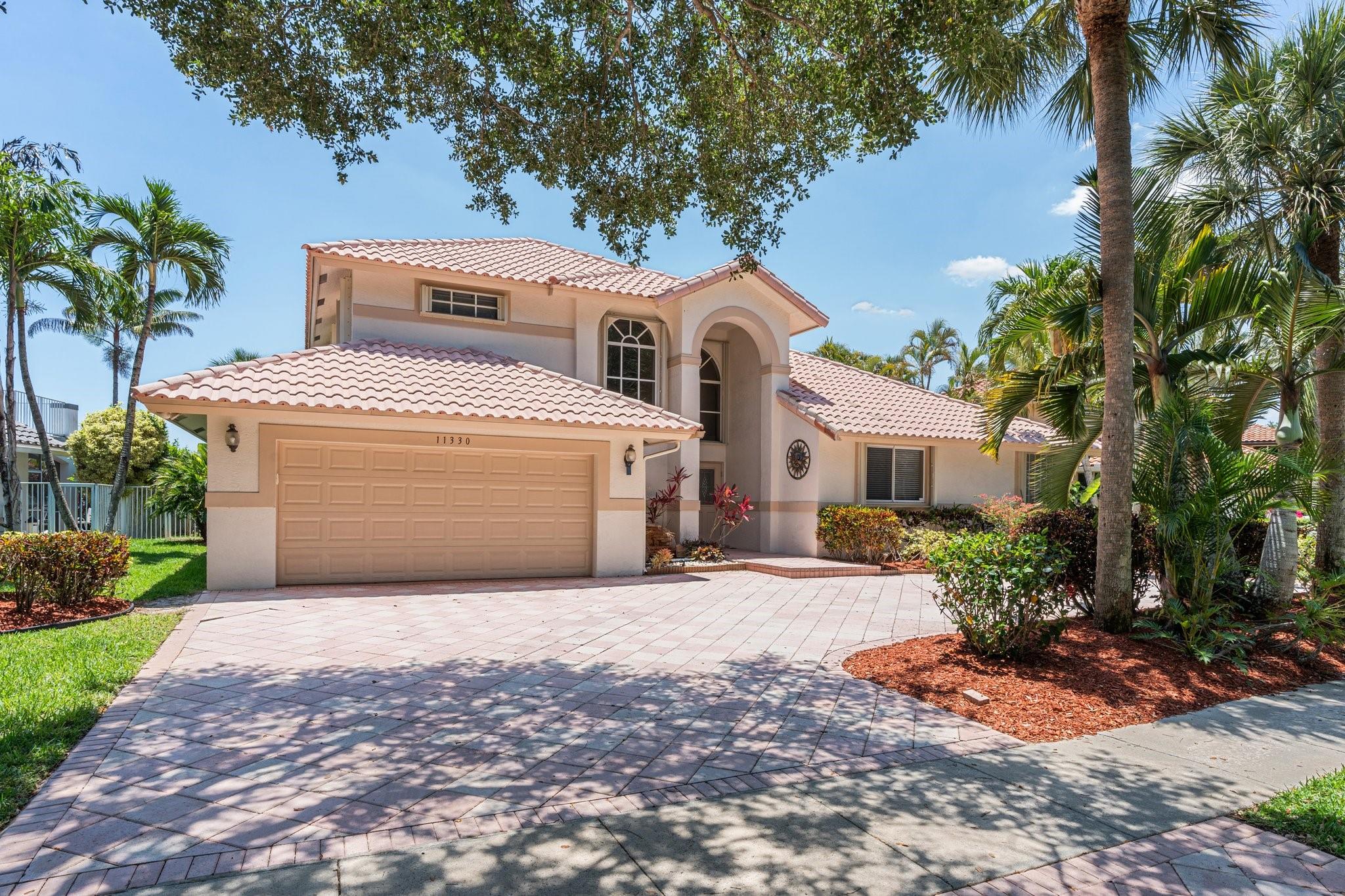 11330 Lake Shore Dr