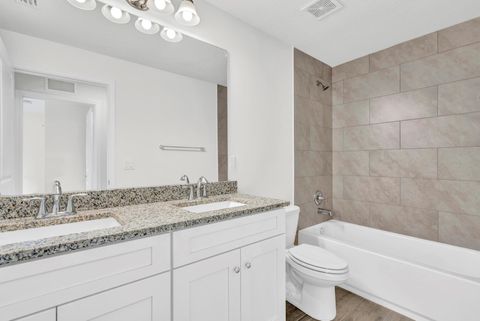 A home in Loxahatchee