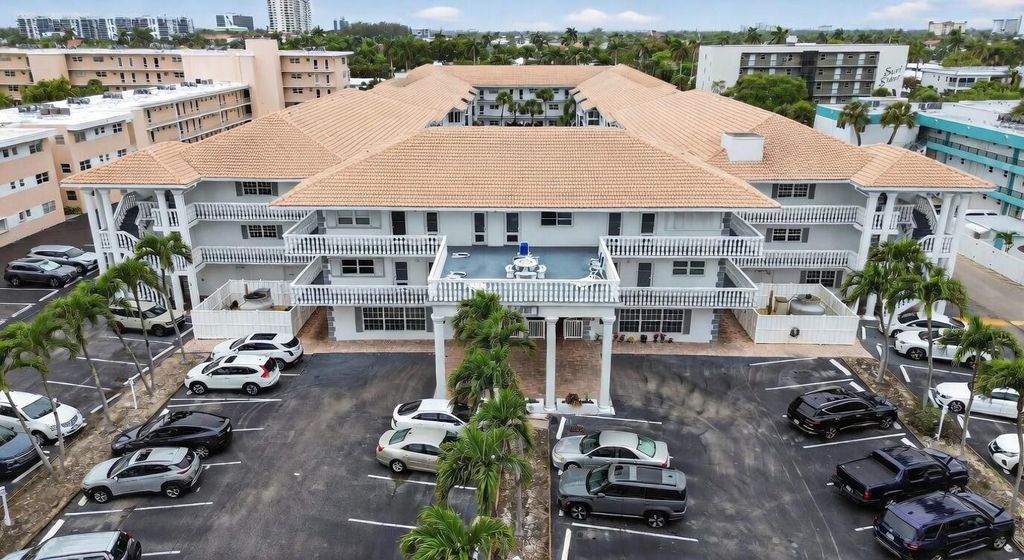 Photo of 1461 S Ocean Boulevard #232, Lauderdale By The Sea, FL 33062 (MLS # B26008928)
