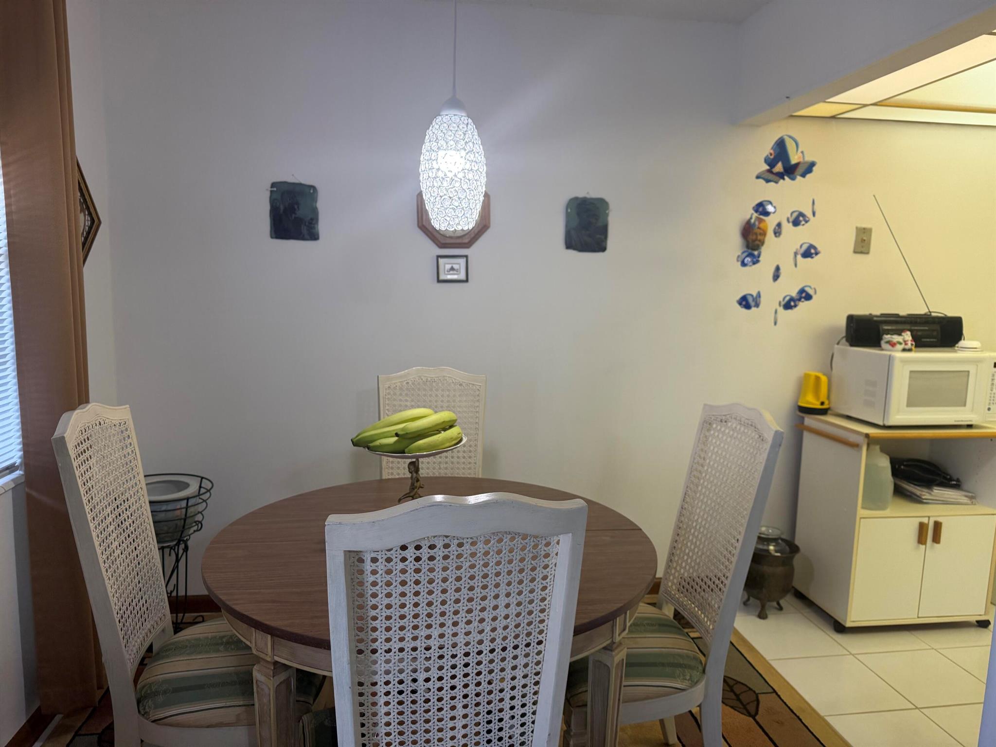 View photos, virtual tours, details... 253 Northampton M