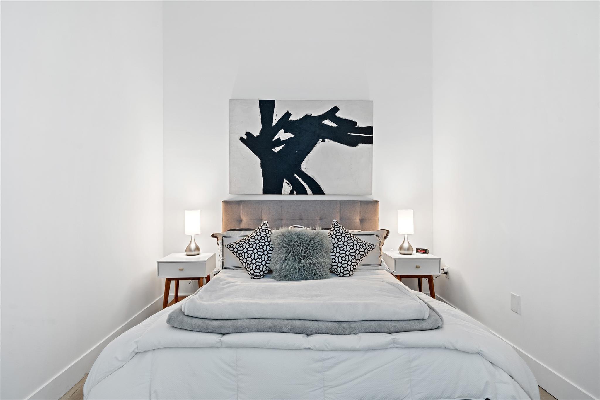 QUANTUM ON THE BAY - Residential
