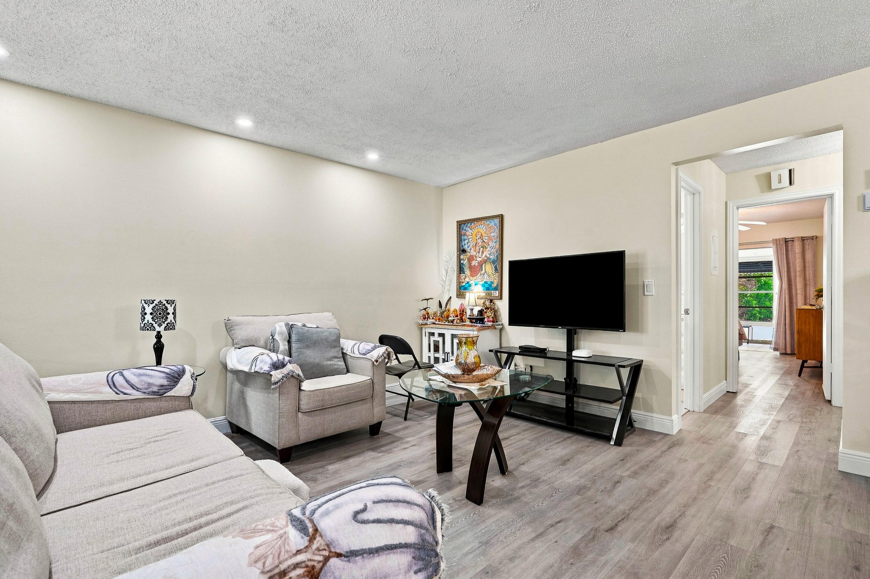 912 Savannas Point Drive Apt b