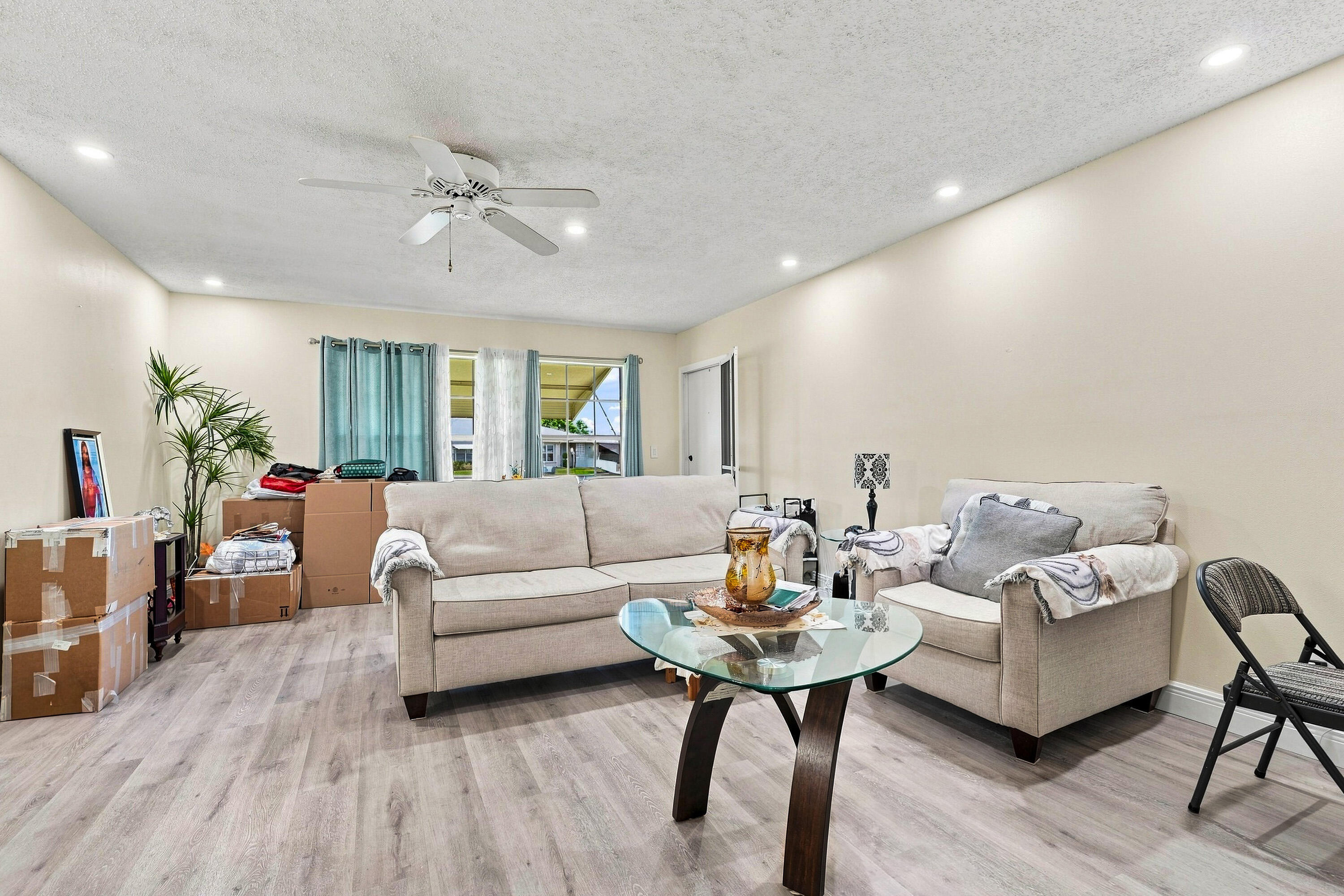 912 Savannas Point Drive Apt b