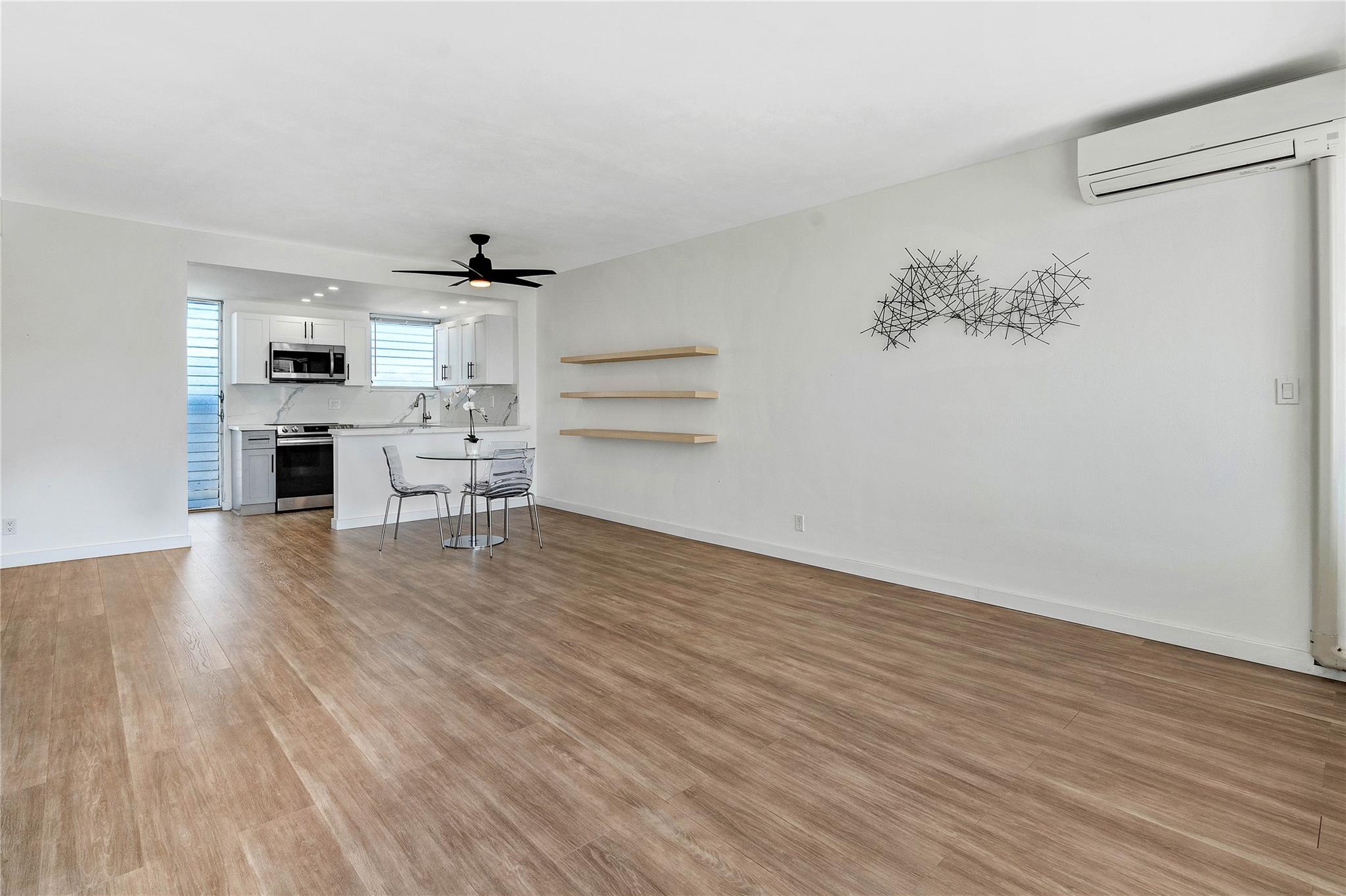 Breakwater Towers CO-OP - Residential