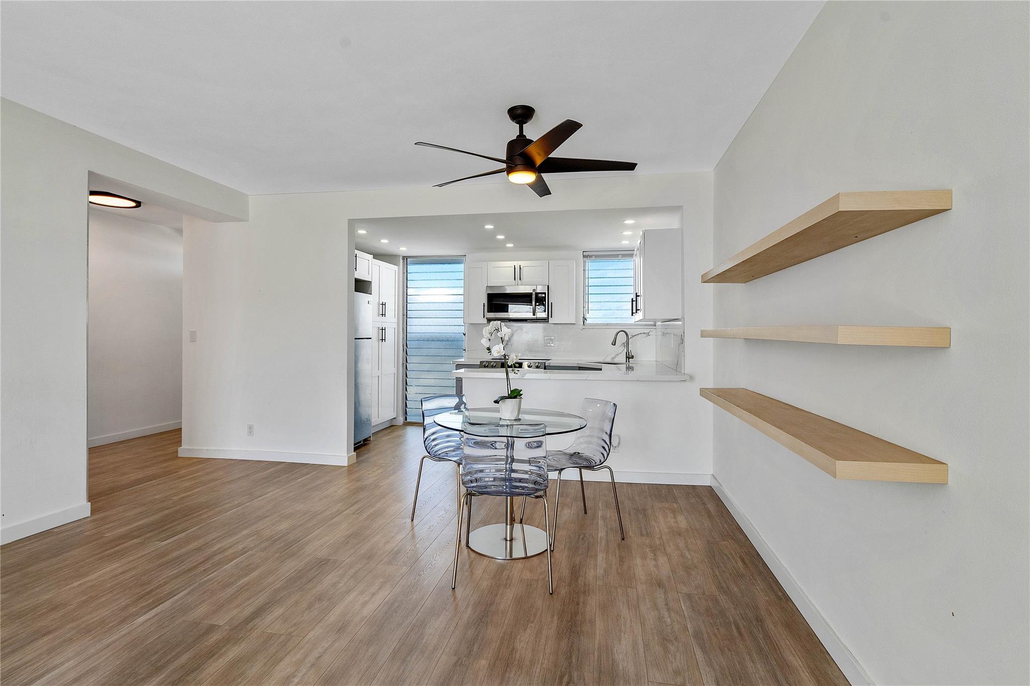Breakwater Towers CO-OP - Residential