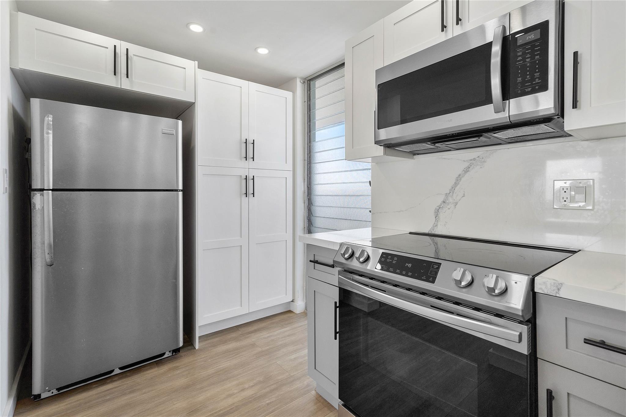 Breakwater Towers CO-OP - Residential