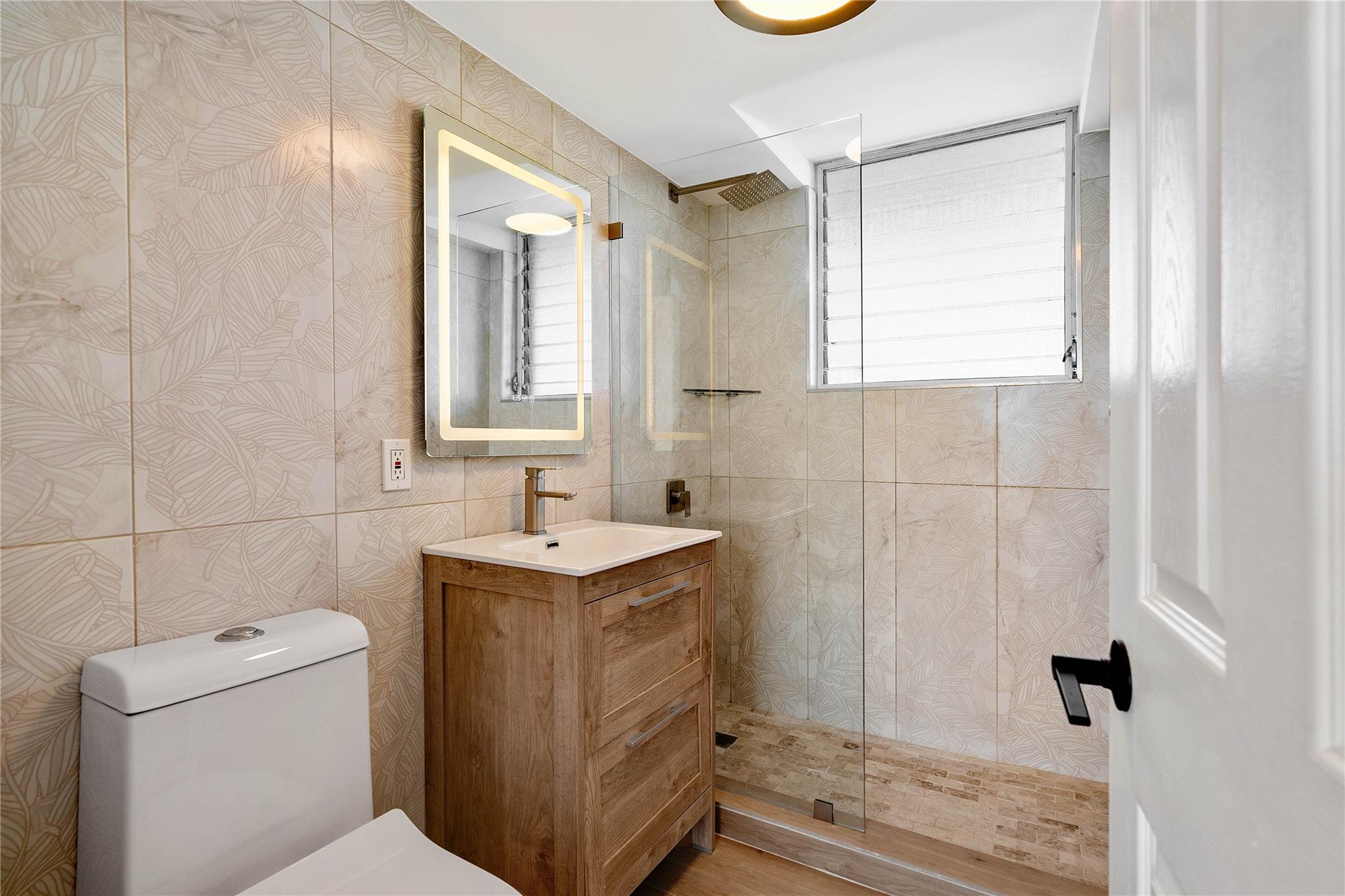 Breakwater Towers CO-OP - Residential