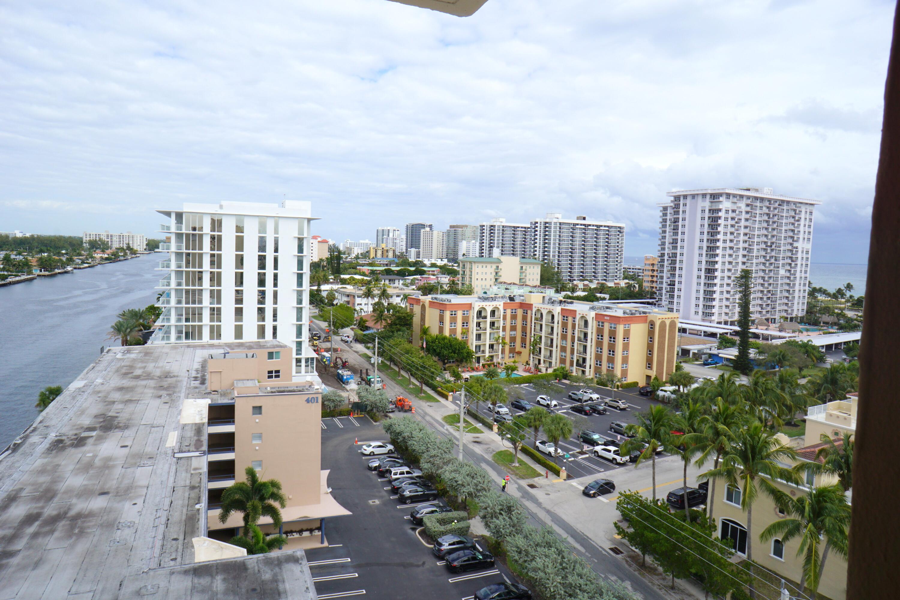 303 N Riverside Drive PH4