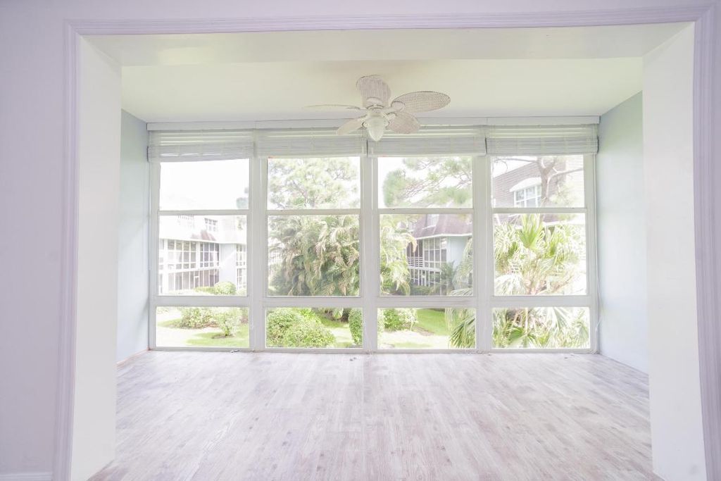 Photo of 1901 Indian River Boulevard #205 E, Vero Beach, FL 32960 (MLS # R11150545)