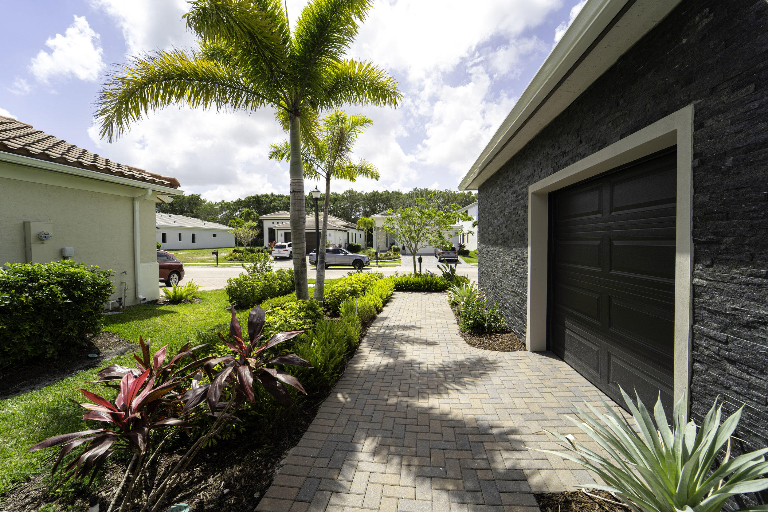 TESORO PLAT NO 20 - Residential