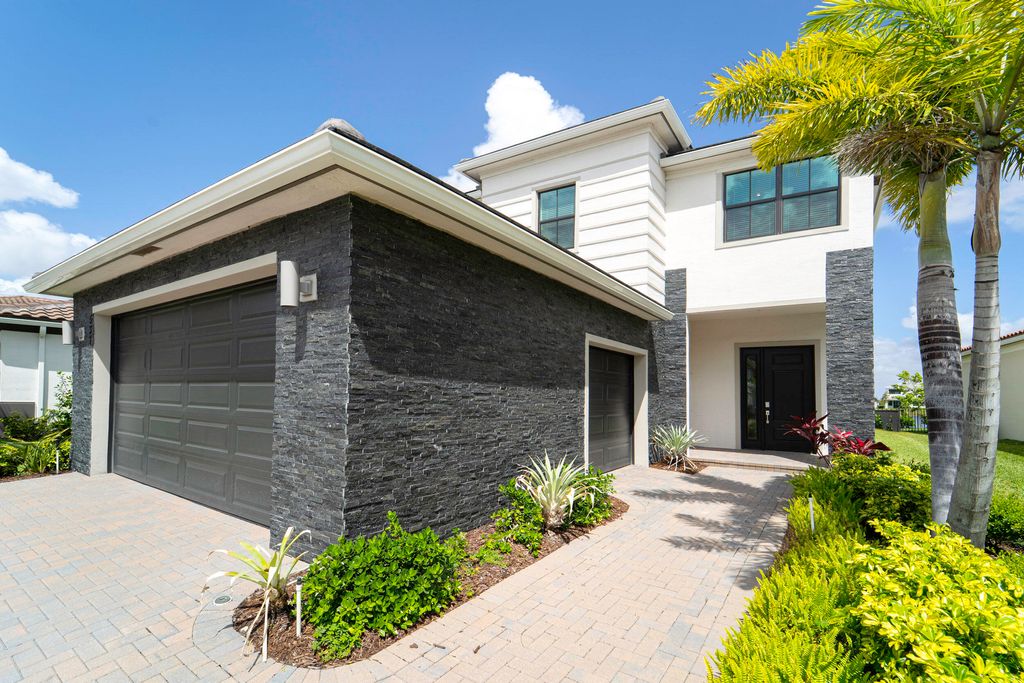 Photo of 537 SE Fascino Circle, Port Saint Lucie, FL 34984 (MLS # B26017186)