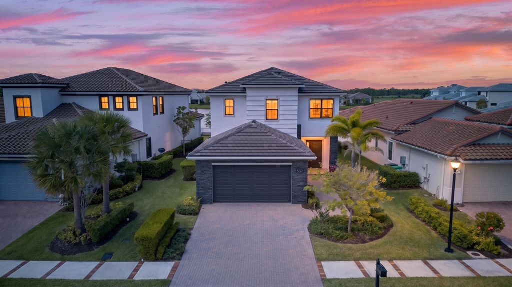 Photo of 537 SE Fascino Circle, Port Saint Lucie, FL 34984 (MLS # B26017186)