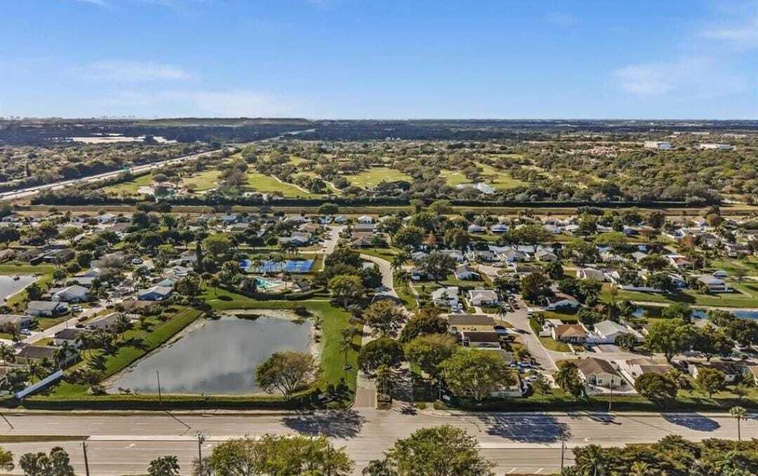 COUNTRY PARK AT BOCA RATON III - Residential