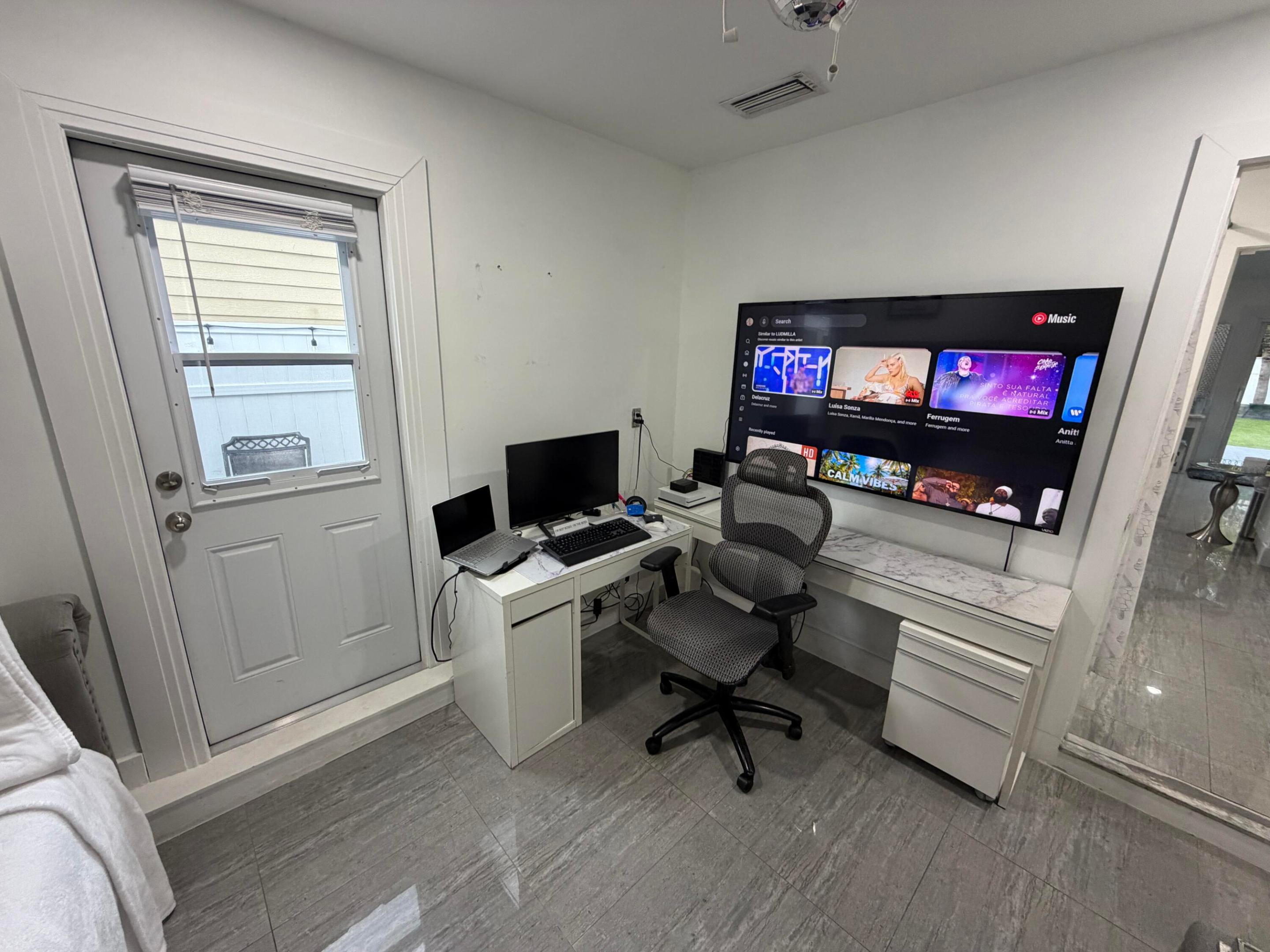 COUNTRY PARK AT BOCA RATON III - Residential