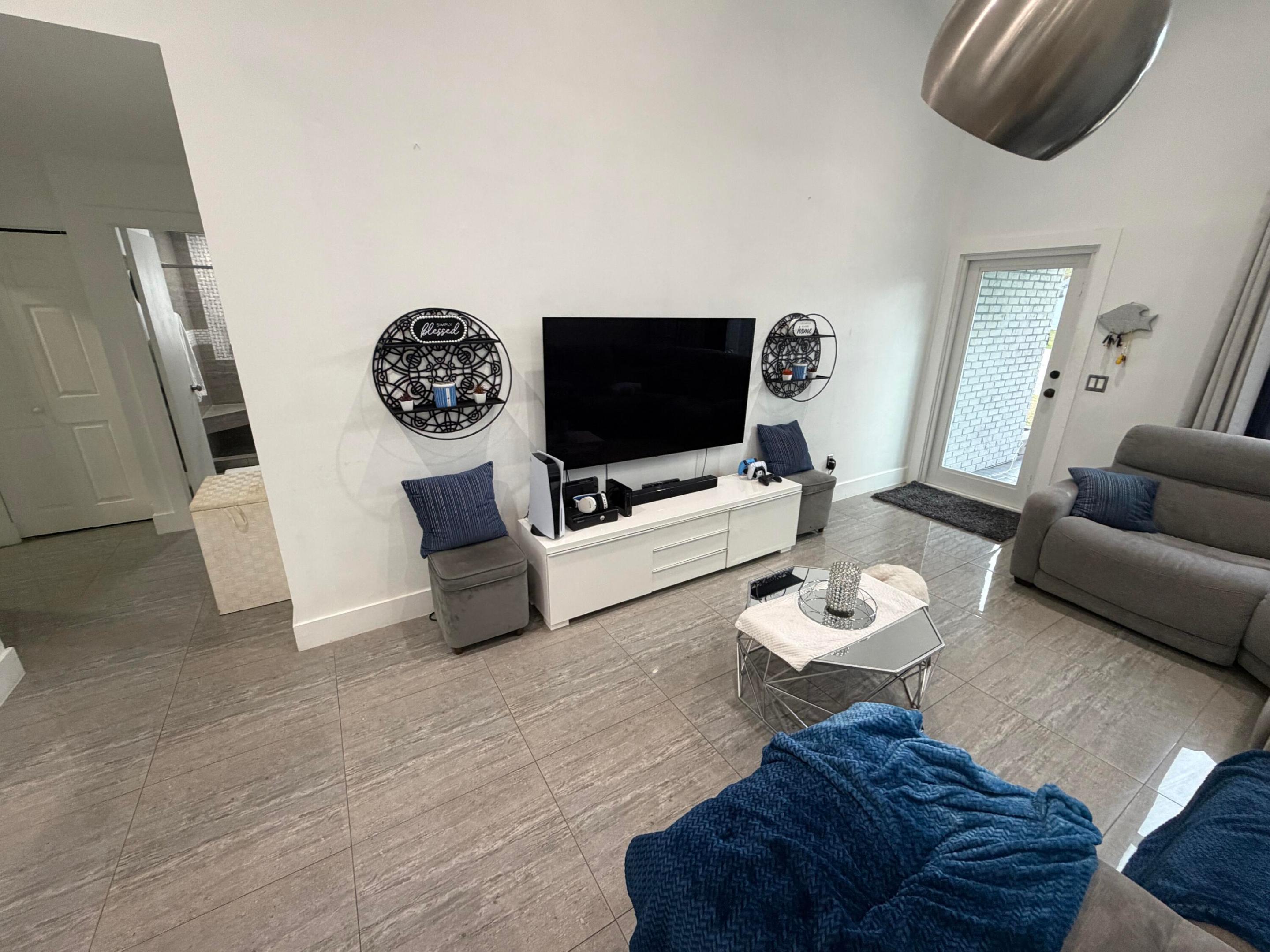 COUNTRY PARK AT BOCA RATON III - Residential